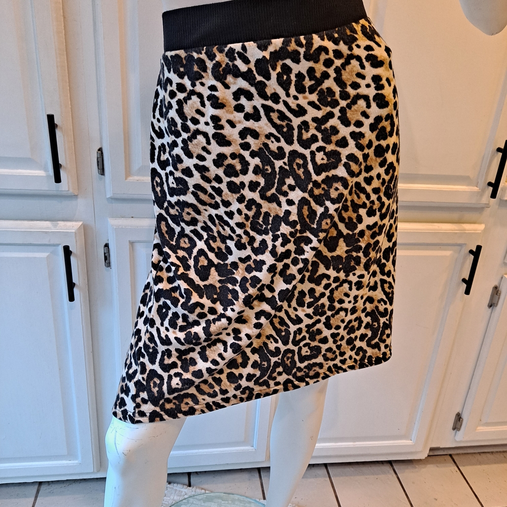 Cato Black and Tan Leopard Print Pencil Skirt With Ruching At Hem